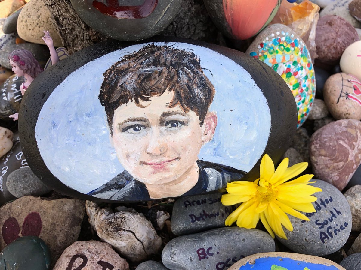 JeannePepperOC's tweet photo. Whoever created this, I thank you.  Your art has touched me.  You are making the world a better place. https://t.co/KOuixcvQK3