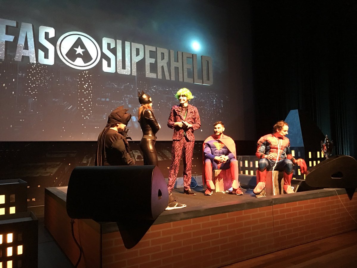martijndelahaye's tweet photo. Nagenieten van de Nieuwjaarsreceptie. Thema: superhelden. Met vele hoogtepunten... And the winner is: @markofilipovic_ https://t.co/PJr1GQR28m