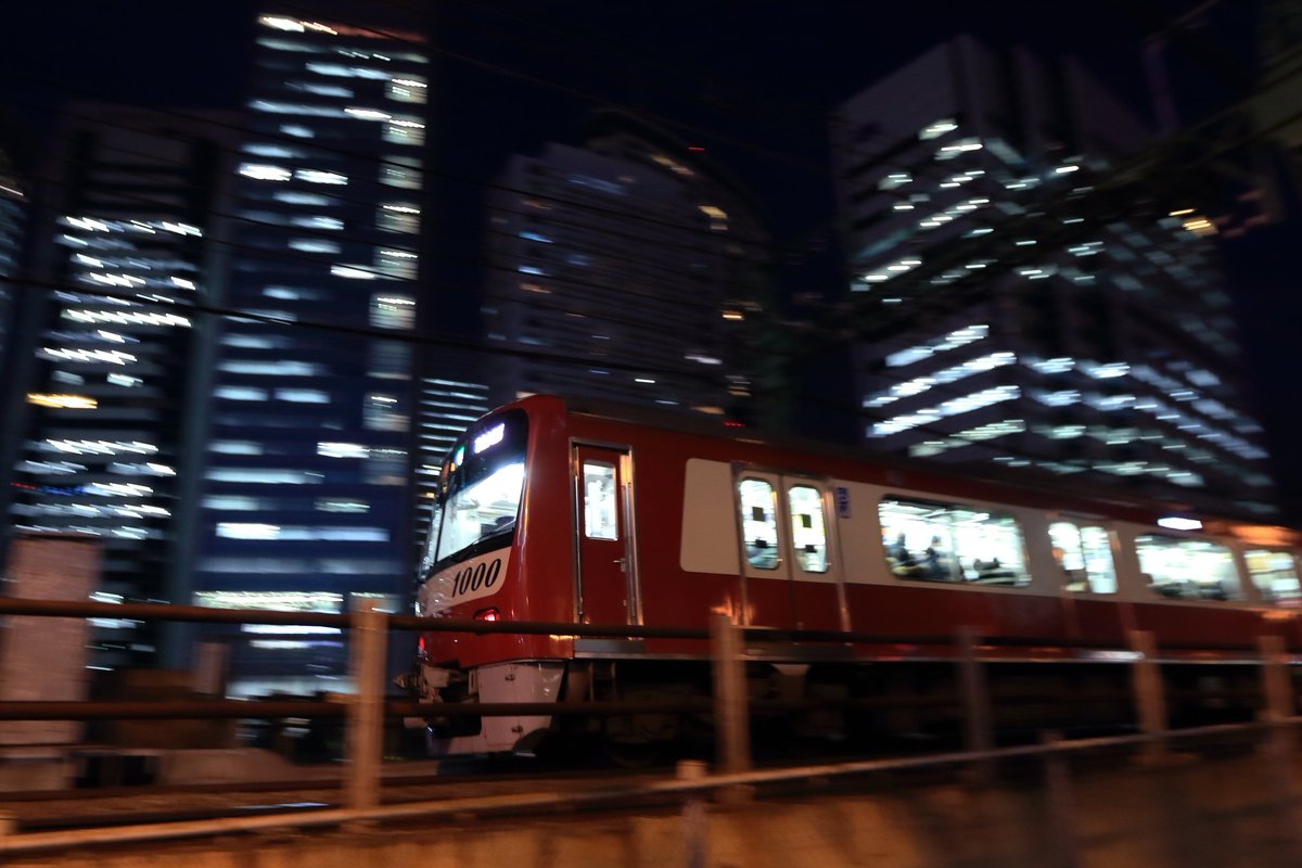 ハマの赤いあんちくしょう