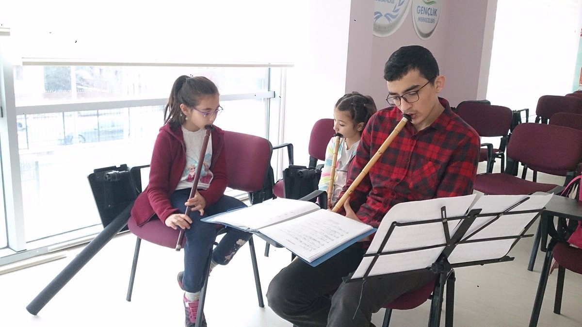 GSB_CerenDSGM's tweet photo. Ney insana ayna tutar, sesiyle huzur verir. Sizde bu huzura kulak vermek istiyorsanız merkezimize bekliyoruz. https://t.co/rNBuUGAjdL
