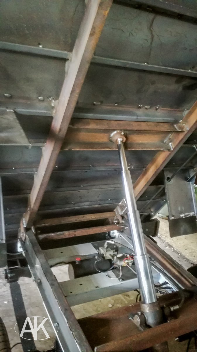 We ❤️ Ford Transit 2017 Tipper.

#Tippertruck
#Dumptruck
#Trucks
#Fordtransit