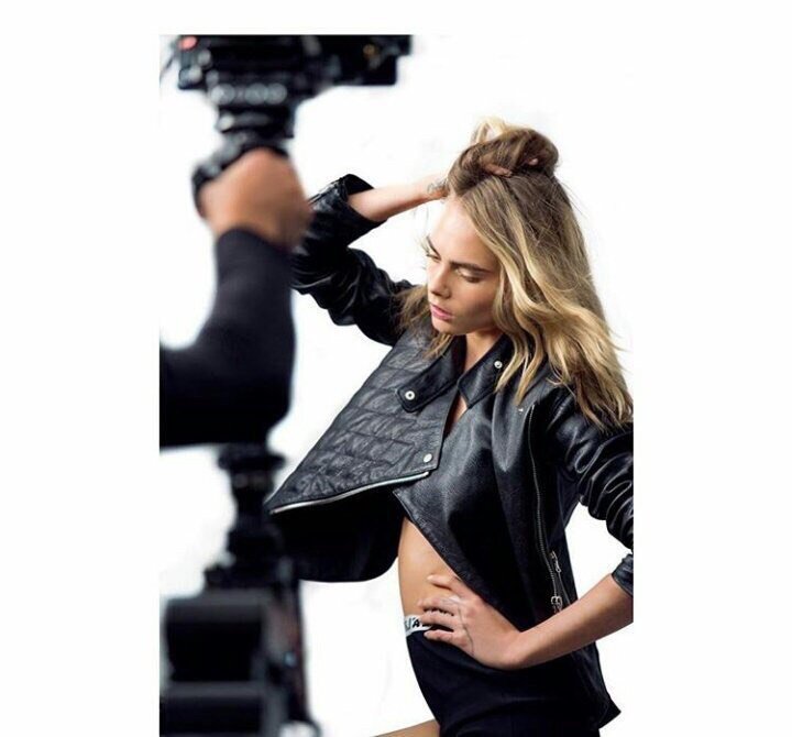 Caraimages tweet media