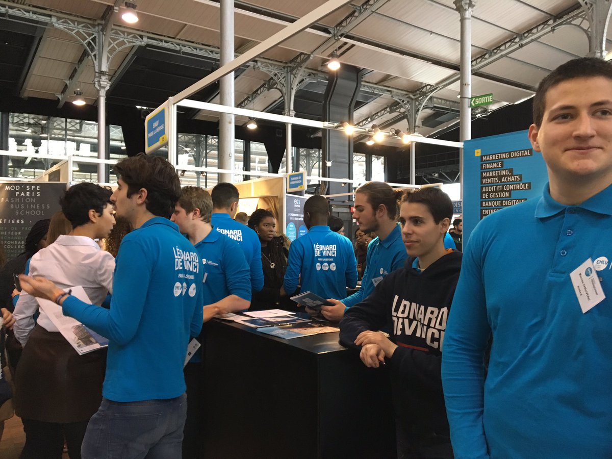 ZeiselG's tweet photo. @Salon_Postbac @GroupeLDV @EMLVparis venez rencontrer nos étudiants tous là pour vous renseigner #stand115 métro Porte de Pantin #businesschool #grandeecolepostbac #concourslink #grademaster #paris #defense #students #digital #management #marketing #financial https://t.co/eSKo8YgdpX