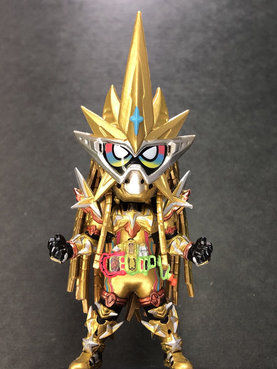 まっしー V Twitter 平成仮面ライダーの一番くじ 19種中13種まで集まりました ほぼ完売でここからは 厳しそうです 改めてトゥルーエンディング見てたらエグゼイド熱が蘇ったので ムテキゲーマー複眼にレジン投下 足りない彩色とシールを追加してみました 一