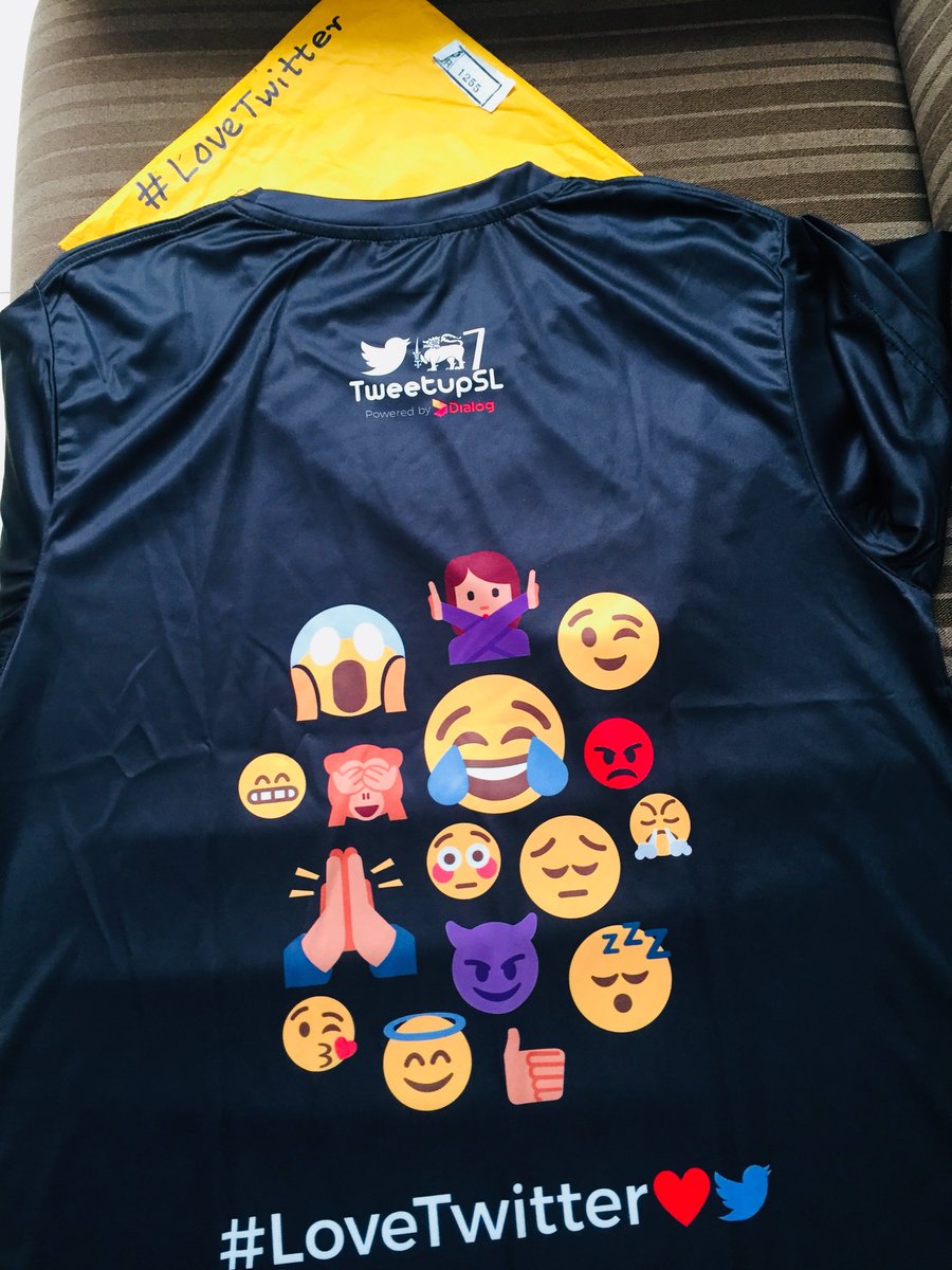 Thaveesha94's tweet photo. Received this today. Thank you guys 😍😘 @TweetupSL @ranukad @thambaru 
#TweetupSL7 https://t.co/PNUcU8Czrg