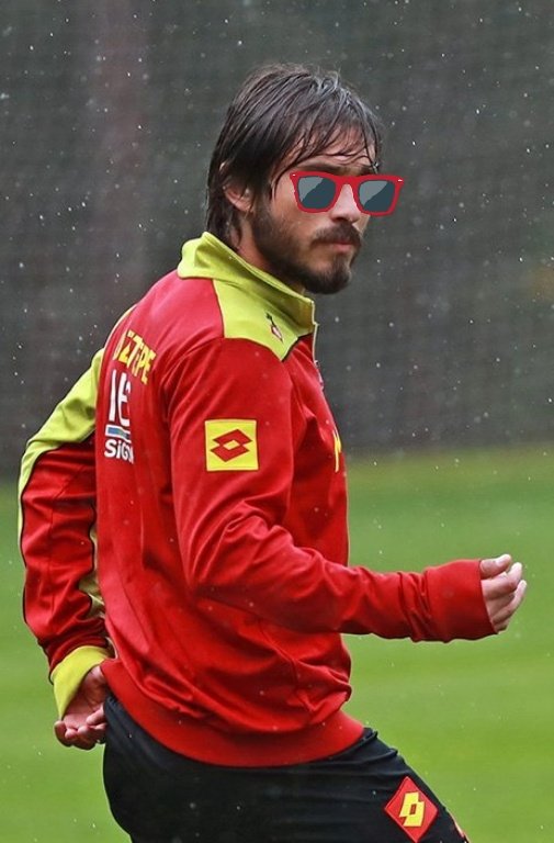 🎙️Muhabirimiz Batak Semaversönmez futbolcumuz Halil Akbunar'ında plutos tarikatına (flaş spor ailesi) katıldığını KAP'a bildirdi 😎

#Göztepe #HalilAkbunar 👏