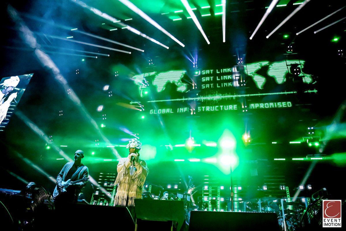 eventimotion's tweet photo. JAMIROQUAI @ HALLENSTADION | ZÜRICH 11.1.18
#Jamiroquai #JamiroquaiLive2018 #eventimotion #patriziadegiacomophotography #patriziadegiacomo #zürich #concert #abcproduction #live #onstage #hallenstadionzürich https://t.co/0POevDJrLQ