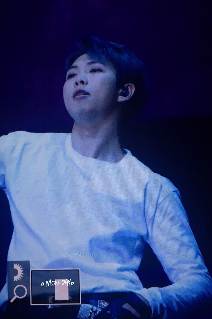 몬이데이*･ tweet media