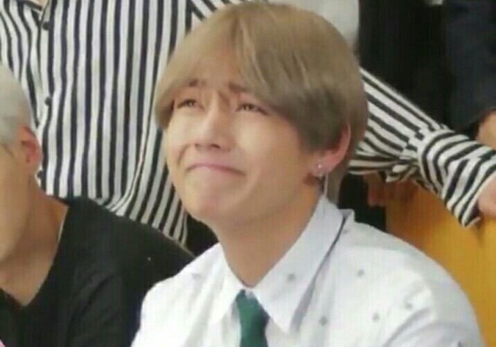 Young_foreverV's tweet photo. Mixtape de Hobi - Álbum - Mixtape de RM

@BTS_twt

Lo que se nos viene!!

#iHeartAwards #BestBoyBand #BTS https://t.co/lyIH6Le5k8
