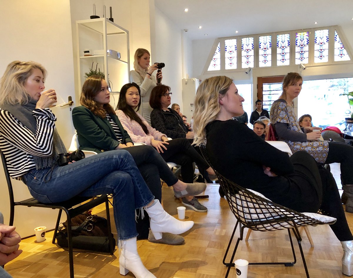 2GetThereCoach's tweet photo. Ontroerende en interactieve eindpresentaties deelnemers @Duwtje opleiding tot #gedragsverandering waar casus @2GetThereCoach Veel bruikbare #tips en #adviezen ontvangen van Anoek, Tera, Janneke en BartJan #landelijkimplementeren. Coming up! 🙏🏻 #getoutthere #ikgunmezelf https://t.co/Nwo8LPdIrJ