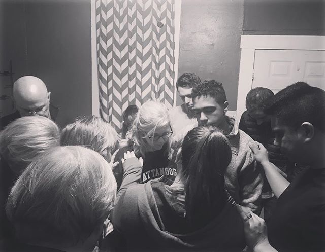 GatheringChurch's tweet photo. One of the privileges of being a church in San Antonio is loving and caring for military families for as long as God has them here and then sending them off with prayers of blessing and protection all across the world. 📷 @zack_newton https://t.co/EtPPID2YhE