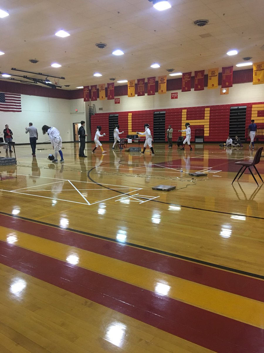 ygs_mck's tweet photo. Round 7 #GHSFL regular season #Raiderfencing @AHSPrincipalK Proud AHS parent @fcsnorthwestlc https://t.co/BT19DPMUq6