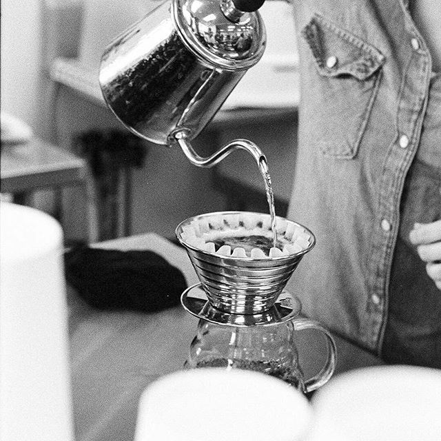 PrevailUnion's tweet image. 🎉 G I V E A W A Y 🎉
.
Prize: free coffee for yourself and two others.
.
TO ENTER:
1️⃣ Follow @prevailcoffee and like this post
2️⃣ Tag two friends you want to catch up with after the holidays.
.
Winner will be announced on Monday. Feel free to en… ift.tt/2mtJtFL