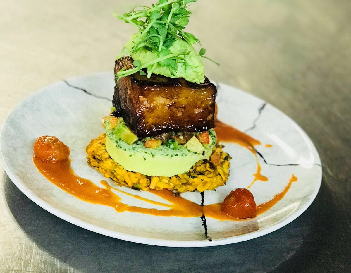 CafeDuParcIRL's tweet photo. Asian Style Pork Belly, Sweet Potato Hash Avocado Omelette + Chilli Tomato Sauce - Tomorrow’s brunch special 🙌🏻 #cafeduparckillarney https://t.co/VmjOHsRpfE