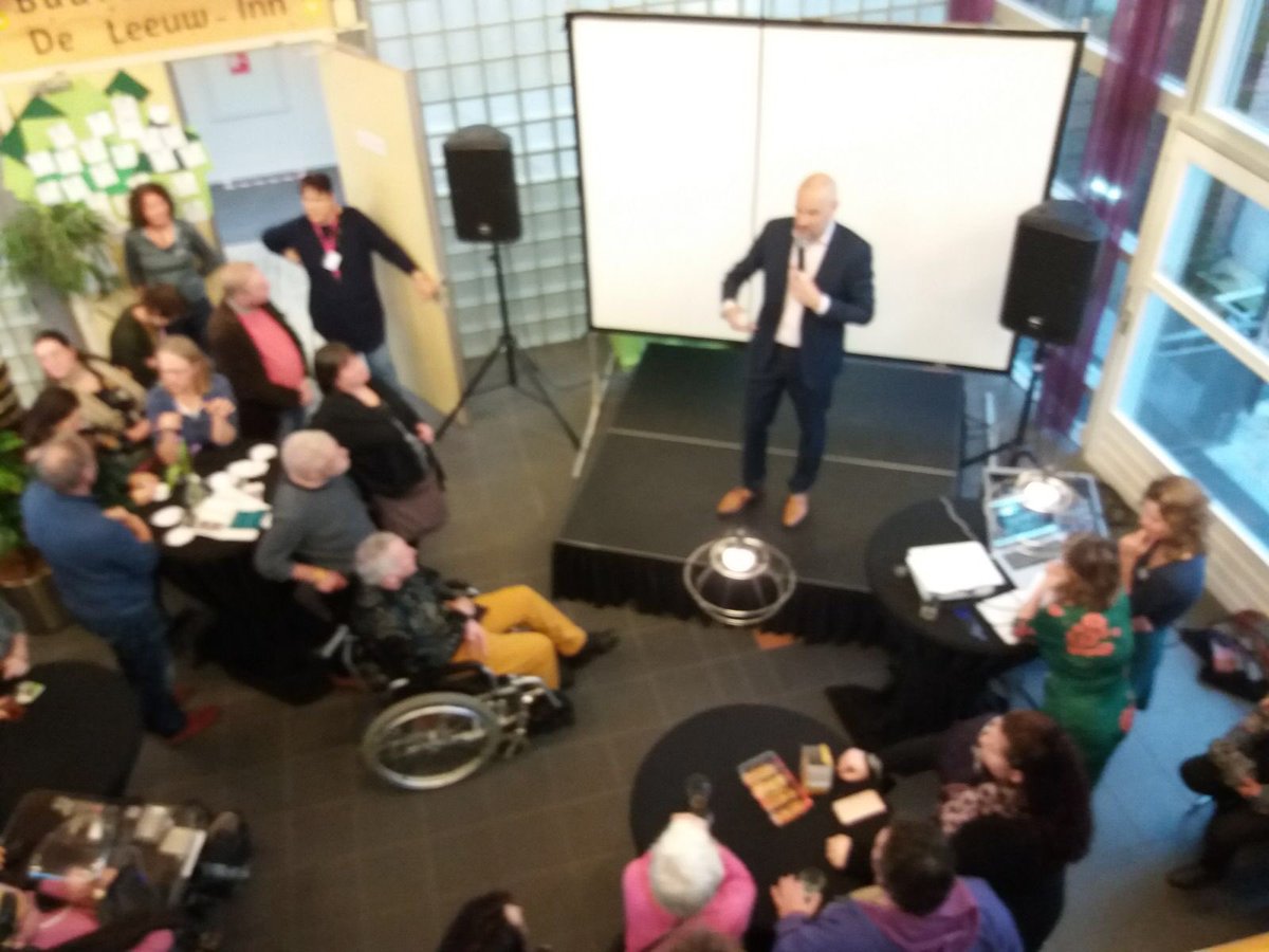 Ook de wethouder #VictorEverhardt aanwezig bij de Noordoost Toost. <a href="/WB_Noordoost/">Wijkbureau Noordoost</a> @WijkEnCoNO en <a href="/BuurtteamNo/">Buurtteam Noordoost</a>. Mooie worden en trots op de samenwerking in noordoost tussen alle partijen.