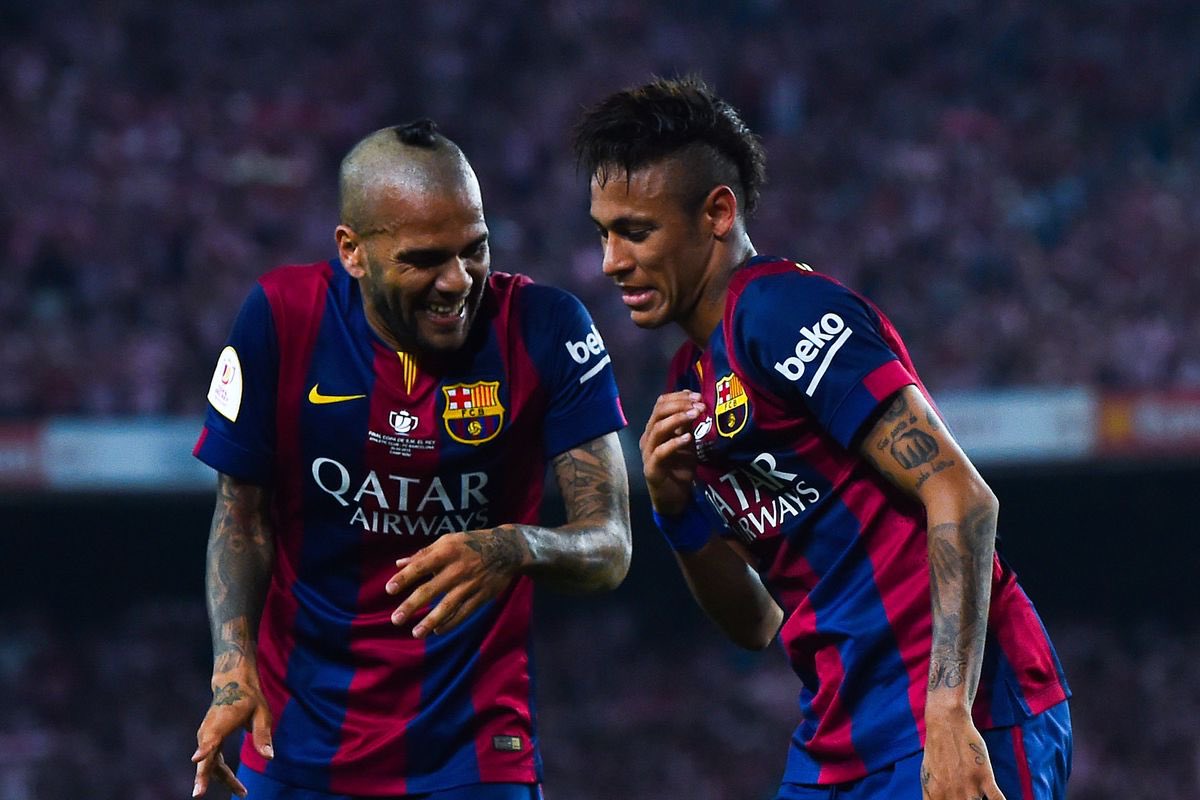 coach_barca's tweet photo. الفيس: الريال حاليا في المركز الرابع ، عليهم ضمان المشاركه في الابطال ؛ نيمار لا يحب المشاركه في اليورباليغ .!! https://t.co/RIuiuejXGE