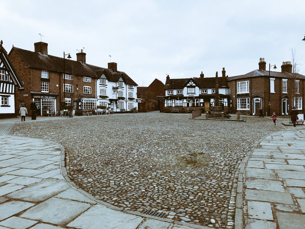 WinRivSpirits's tweet photo. What’s this? 🤔 Second Saturday of the month and no #Sandbach @_makersmarket ⁉️
#backinfebruary
🍸🍓🍸🍋🍸
@ShoutSandbach https://t.co/VL9JfA8Tcx