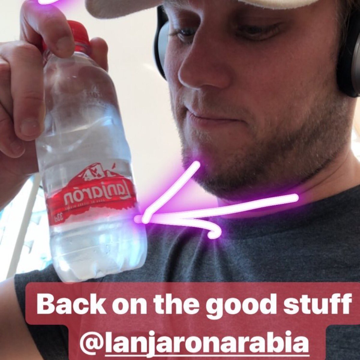 LanjaronArabia's tweet photo. Gracias to famous Dubai Sports Radio Personality @rosstalks for the shout-out! #funwithlanjaron #uaehealthmovement #drinknatural For orders, please call or whatsapp Fatema 050-9210655 للطلبات يرجى الاتصال بنا على الرقم أعلاه https://t.co/LWvrbVpjPS