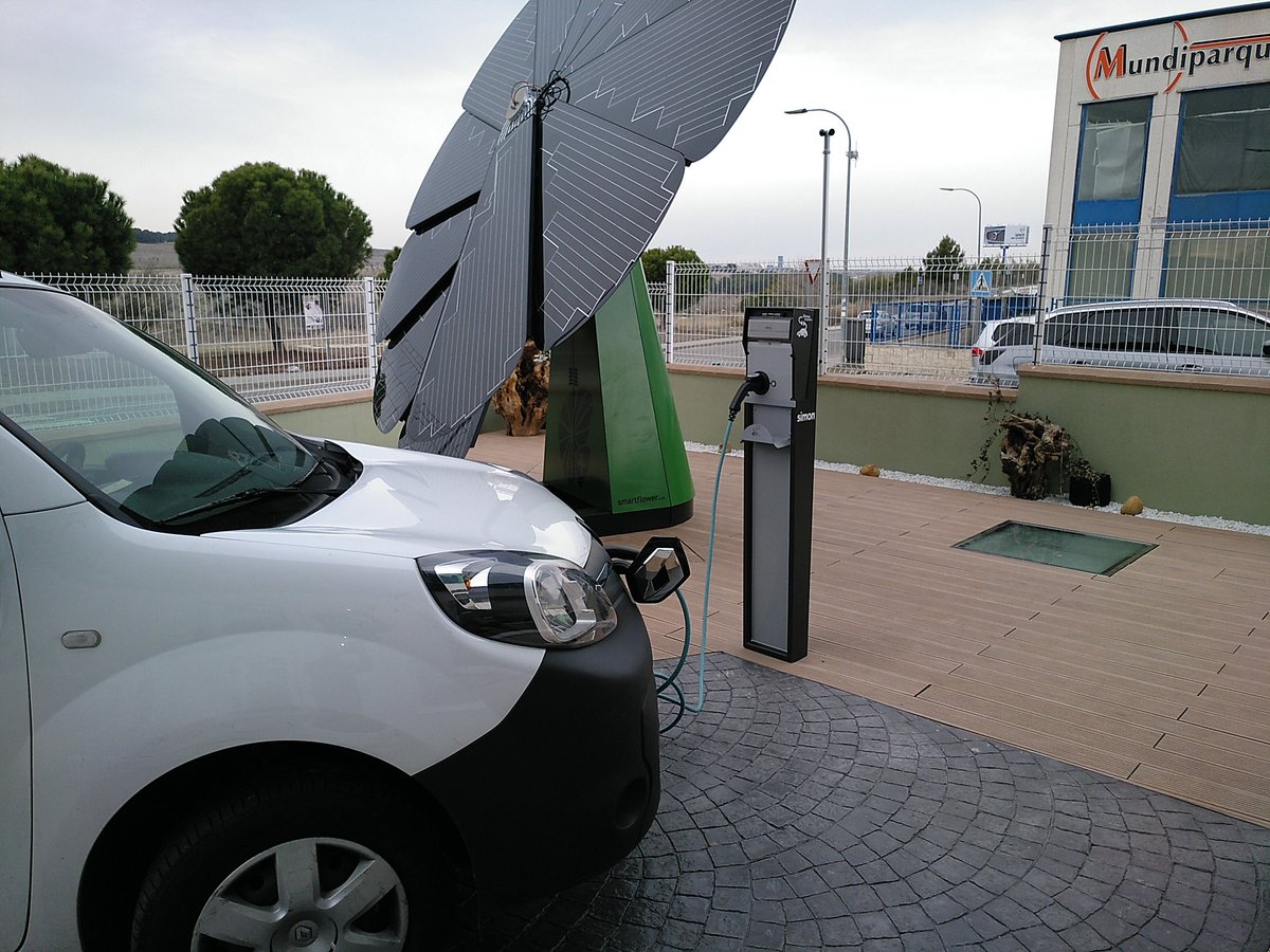 En el Showorking Rivas ya estamos cargando coches eléctricos!  <a href="/ShoworkingRivas/">ShoWorking</a> <a href="/TermografiaHQH/">Termografía HQH</a> <a href="/IMEYCA/">IMEYCA</a> <a href="/SimonElectricES/">Simon</a>