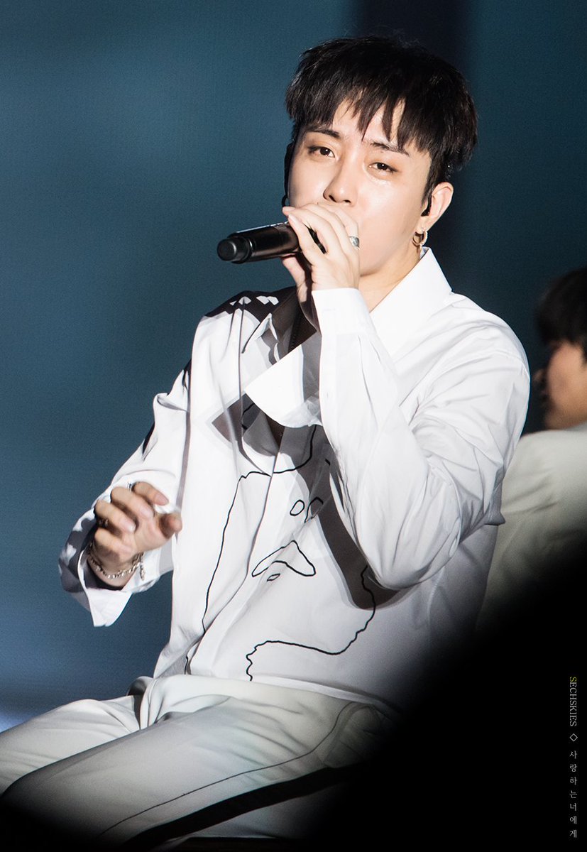 1kyne__'s tweet photo. #sechskie #젝스키스 #은지원 #EUNJIWON  #171223젝스키스고양콘서트 https://t.co/TKmT1AOmOf