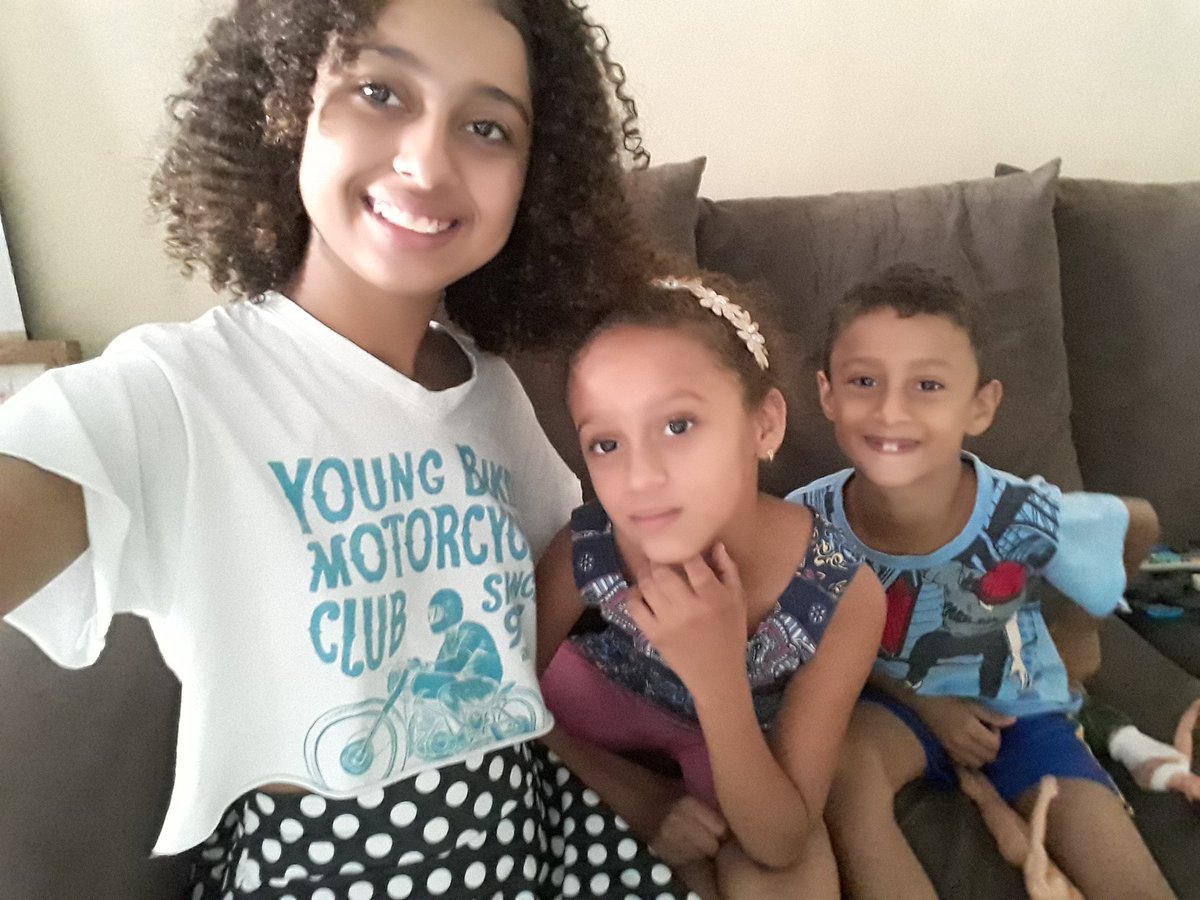 DaHaika's tweet image. Meus a.ores amo vocês meus irmãozinhos 😍❤❤