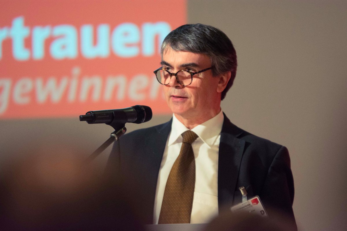 Auch Dr. Steffen Eichner ist wiedergewählt! VIel Erfolg im Amt des Schatzmeisters! <a href="/SPD_LSA/">SPD Sachsen-Anhalt</a> #spdlsa18