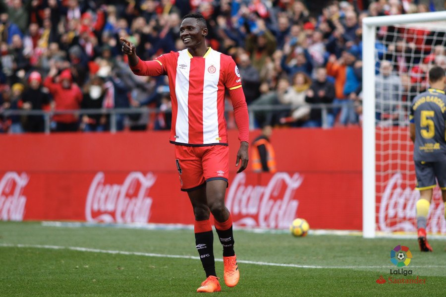 LaLigaEN's tweet photo. Yeah, that's right, three! ⚽️⚽️⚽️🇰🇪

Michael Olunga becomes the first @GironaFC player to score a hat-trick in #LaLigaSantander!

#GironaLasPalmas https://t.co/gVhBsegWuZ