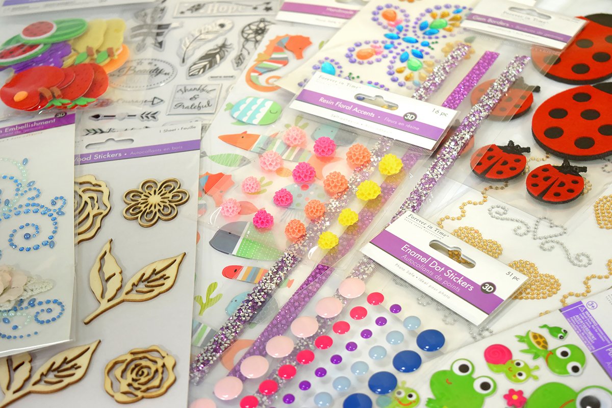 MultiCraft_Intl's tweet image. Today is National Sticker Day! We're happy to spread sticker love all around us with our collection of 'Forever in Time' stickers! 

#nationalstickerday #foreverintime #multicraft #makingcreativityaffordable