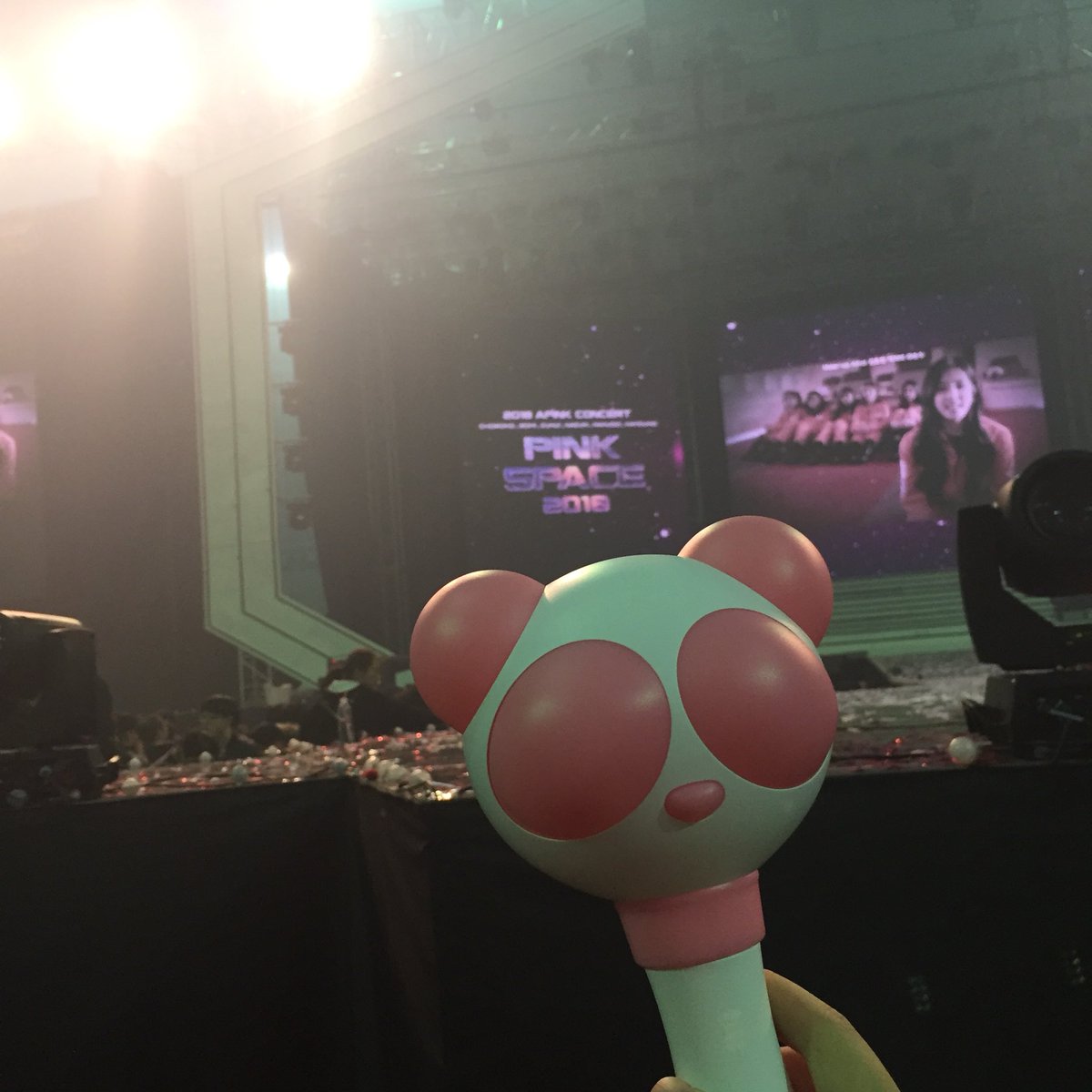 Wbom_930813's tweet photo. 180112 PINK SPACE 금콘 후기 🌟
- https://t.co/8WJl3luNOM
#에이핑크 #Pink_Space https://t.co/mM0iw8P56j