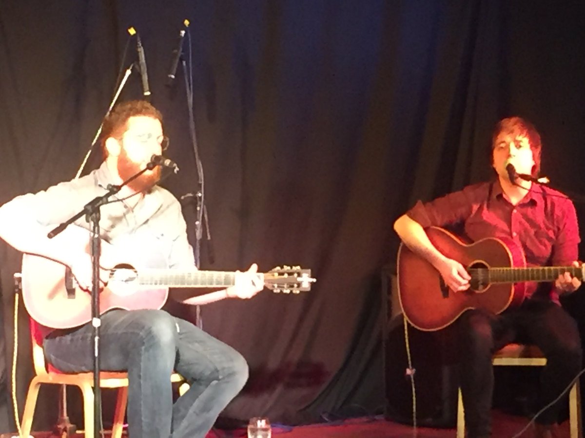 JeannieBCountry's tweet photo. @bensandjimmyb on stage #Midwinterfest lovely harmony and fantastic guitar playing #countrymusic #AmericanaMusic #weather https://t.co/xdql77ciUQ