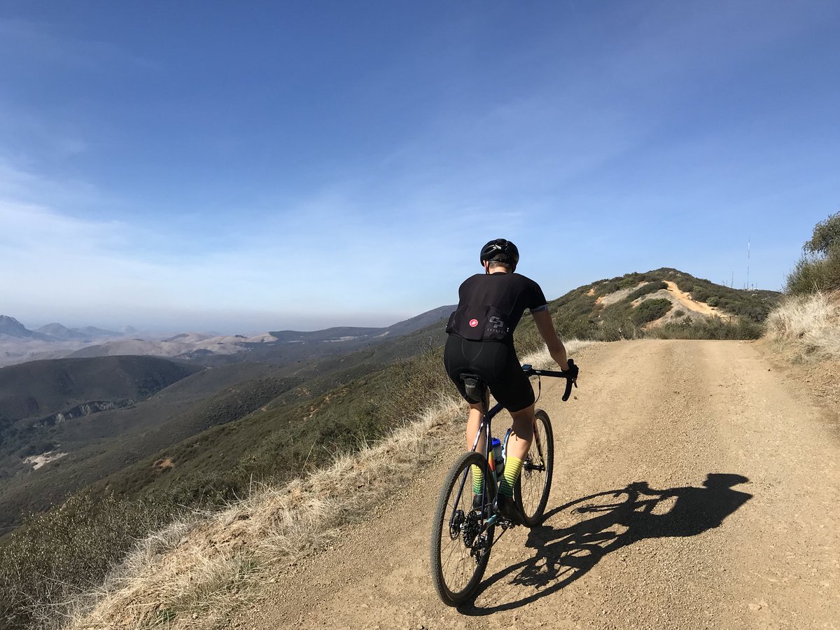 YuriHauswald's tweet photo. It sawblades its way along a coastal stretch of the @LosPadresNF from the 101 to Moro Bay and provides 360 degree views. If #gravel is what you seek, check out Cuesta Ridge in SLO. Great dirt tour @seanbird1996 👊💥 https://t.co/HnTWOzLsKZ