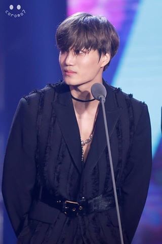 kaijong1994in's tweet photo. Hbd kai❤️❤️ #HappyKAIDay https://t.co/P827uBURjq