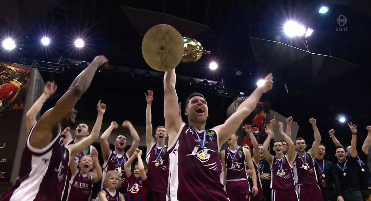 BIKARMEISTARAR 2018

TIL HAMINGJU TINDASTÓLL

#maltbikarinn #korfubolti