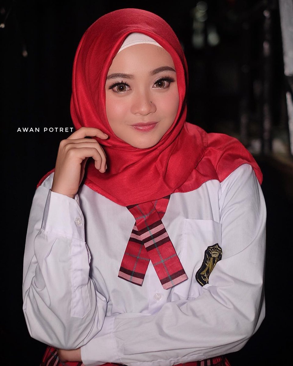 Hijab merah unchh😘😍 <a href="/DA2_Ega/">Ega (REAL)</a> 

#EgaDiDangdutJamanNow