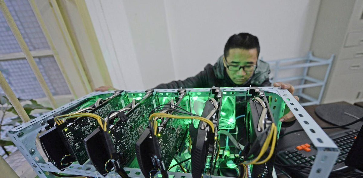 thinkdisruptive's tweet image. Beyond Bitcoin: The power struggle over trust-based technology bit.ly/2mlqQ74 #bitcoin #banking #distributedtrust #blockchain #regulation #disruption