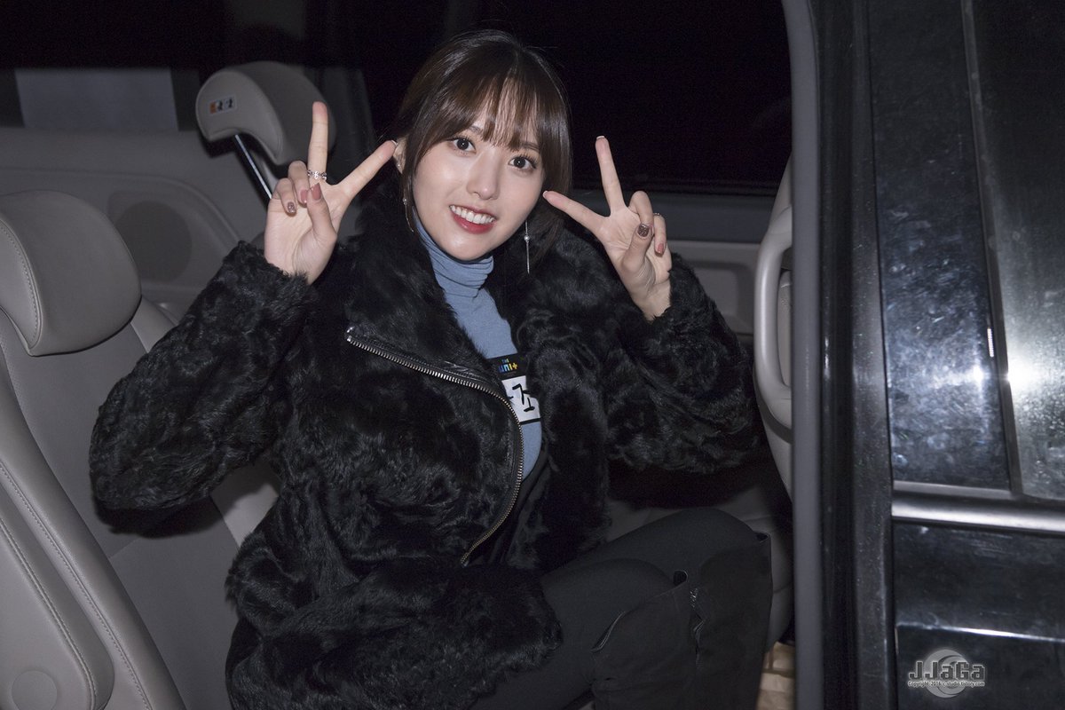CS_CStudio's tweet photo. 180113 신윤조 직찍 By.JJaGa @더유닛 퇴근

https://t.co/gV0qrqSNpG https://t.co/R30cdvqK3X
