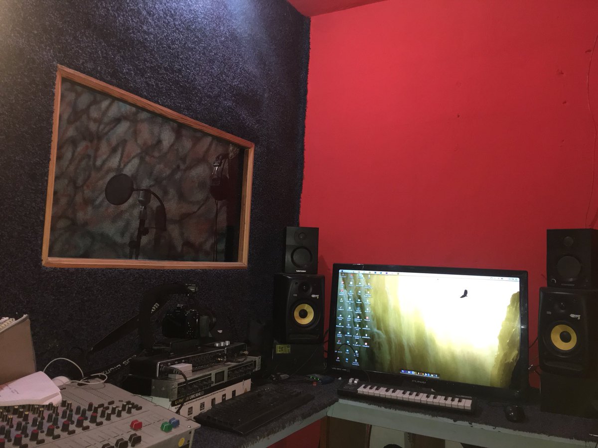 CoolSoundRecord's tweet photo. Leogane Studio a Ye || Rue Des Remparts Nan Lokal Radio Cool-Fm Nan (Nou Ouvè 10Hrs AM Jiska 10Hrs PM) Vizite Nou Kounya Nan Lokal Nou An Oubyen Rele Nou Nan +50940711196 https://t.co/uoPQ66d88z