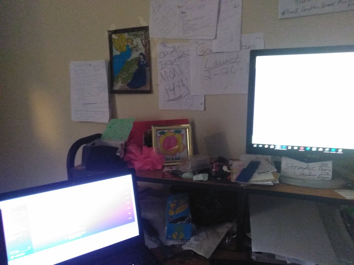 StormAssists's tweet photo. I take working for you ladies and myself seriously...
Meet the office lol
#takenbystorm
#escorts
#webdesign
#bookingassistant https://t.co/0feS2Ea4cf