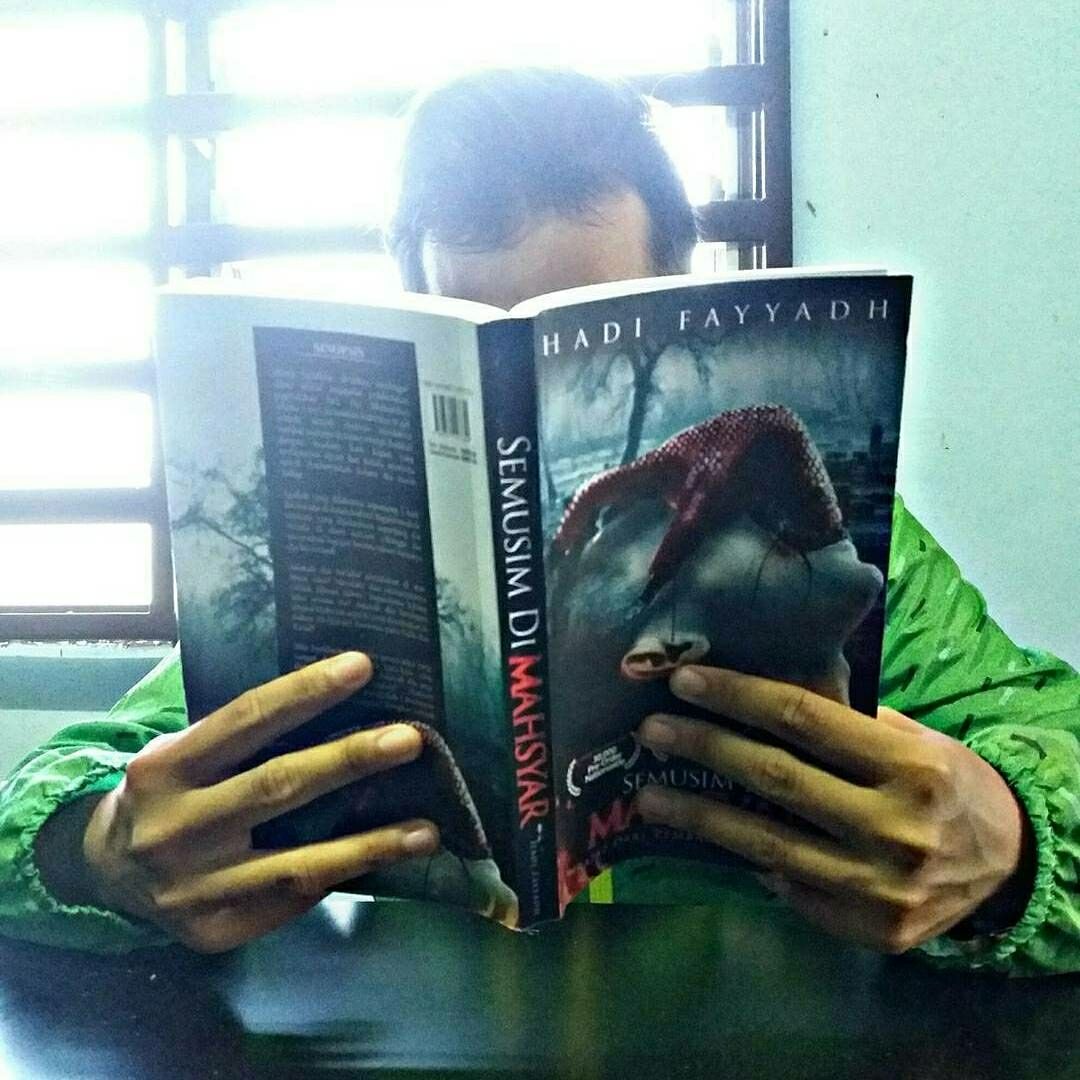 HF_Collectionz's tweet image. Moga mendapat kebaikan dalam nya😊👍
@Regranned from @tam_kembo -

[HADI FAYYADH-SEMUSIM DI MAHSYAR]

ratap dari pembaringan lahad
.
Dapatkannya dengan kami segera +601111659603