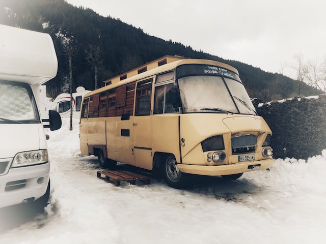 winterised_van's tweet image. Holy hell fire - this is brave! The Mad Max Road Warrior of the Alps. So beautiful but can't help thinking their insulation might be a bit last century! #winterized #motorhomeski