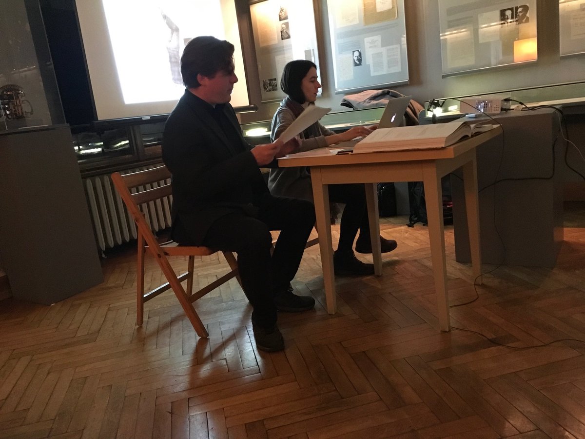 babette_babich's tweet photo. Stefan Wilke + Marina Sawall
#actionteaching
in Weimar
#NietzscheMarx https://t.co/WjFuJAPb0f