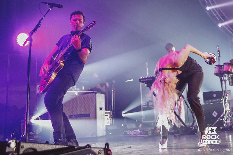 Paramore is a band tweet media