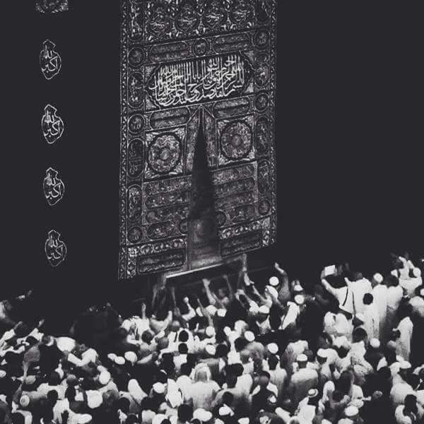 fatmaeldorgham's tweet photo. فأطوف سبعًا ، وأسعَى سبعًا ، وأبكي ألفًا ، وأٌناجي وأٌناجي حتى تطيب نفسي هناك حيث مكة🌸💙💙 https://t.co/Mz7GZN0gie