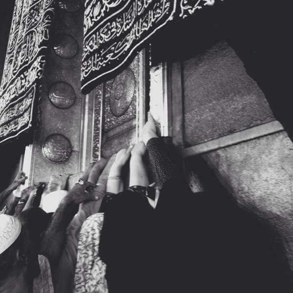 fatmaeldorgham's tweet photo. فأطوف سبعًا ، وأسعَى سبعًا ، وأبكي ألفًا ، وأٌناجي وأٌناجي حتى تطيب نفسي هناك حيث مكة🌸💙💙 https://t.co/Mz7GZN0gie