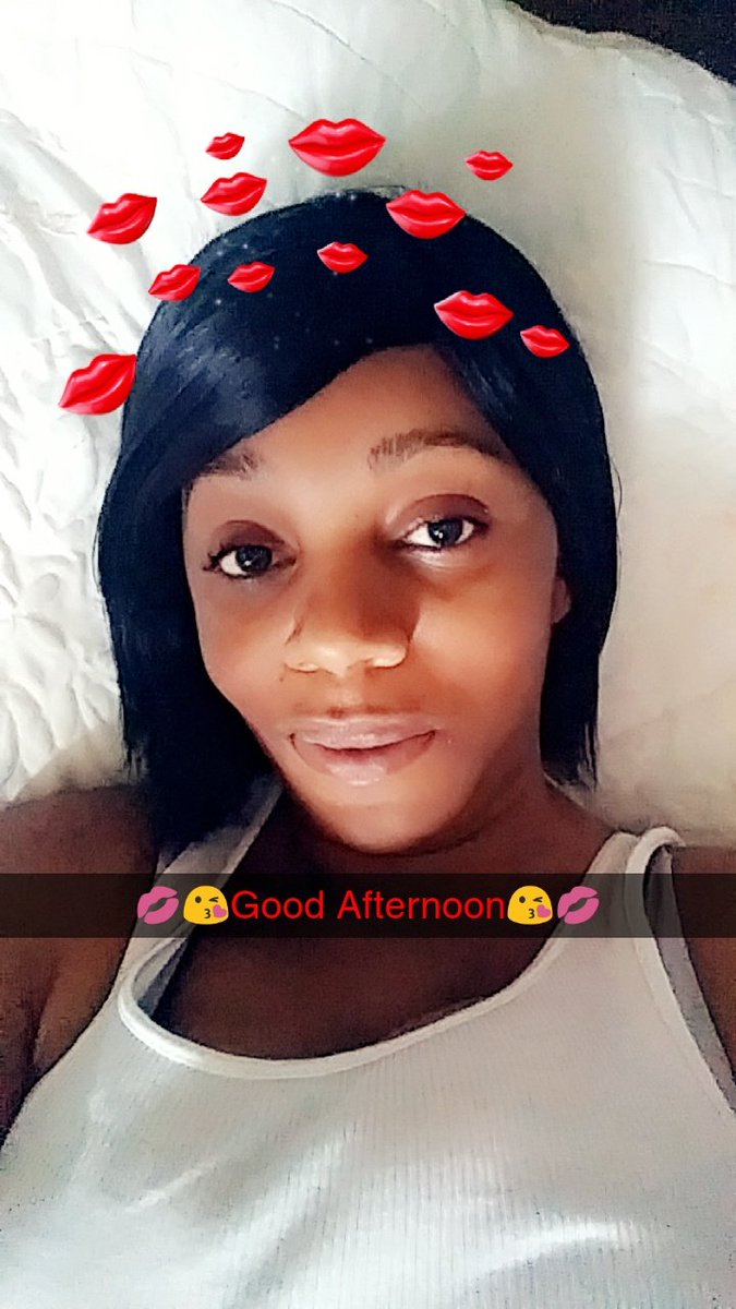 LadyJaeMissBoss's tweet photo. Laying here chilling watching NCIS. Full from my amazing breakfast, snowed in so not much to do! #SnowDays #SnowedIn #SnapSawItFirst #SnapPost #FilterFun #FilterGameStrong https://t.co/7F845F7BoY