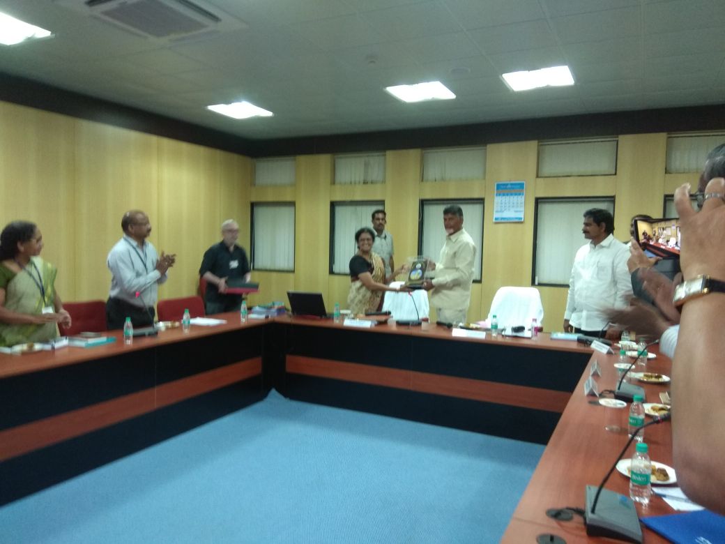 DoWRRDGR_MoJS's tweet image. Chief Minister of Andhra Pradesh Shri Chandra Babu Naidu visited CWPRS,Pune on January 12, 2018 to witness the 3D comprehensive model of Polavaram Dam Spillway. @nitin_gadkari @arjunrammeghwal @dr_satyapal @DGNamamiGange @PIB_India @WapcosOfficial @cleanganganmcg @spokesmanwater