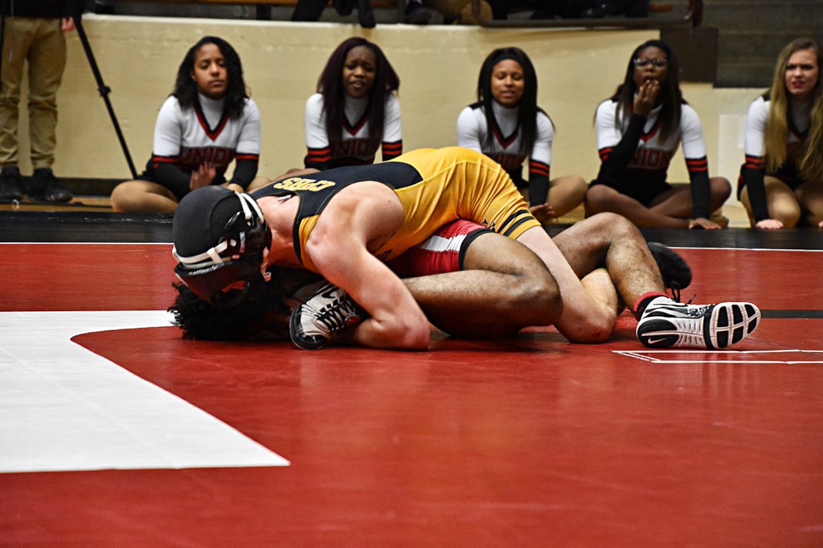 CopelandImage's tweet photo. Haighlights from the Sandites vs Union dual! #wrestling #photography #sandites #action #varsity #sports https://t.co/NAdDzrbvl1