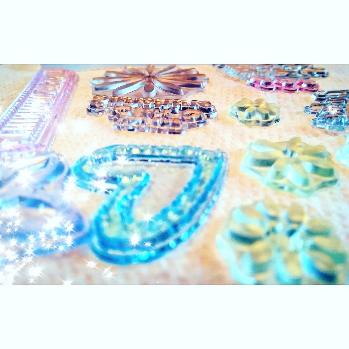 JekneeG's tweet photo. Stampin' madness! So many new hand-stamped cards now listed. Birthday, Thank You, Get Well,… https://t.co/KhKPU4ppZV #handmade #etsy #etsyshop #Greetingcards https://t.co/Bg0zSphE61