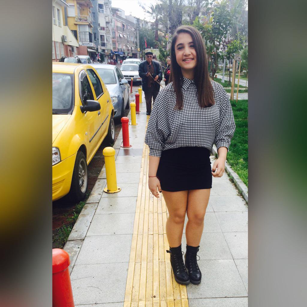 cemyl3's tweet photo. boyle bu yasda gotden alıyoyolar ama ben bunun turbanlı ve ince coraplısını istıyorum https://t.co/rjYUWfheEH