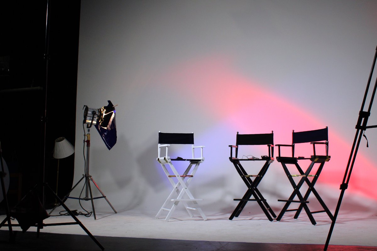 thereeldownload's tweet photo. Stay tuned to see which exciting professionals that will fill these seats! #TalkShow #TheReelDownload🎤 🎥
.
.
.
.
#Atlanta #BigPictureCon #Students #FilmFestivals #TVNetwork #TV #GPB #Media #Film #Industry #Tech #Set #Emmys #Oscars #gafilm #filmmaking #georgiafilm #setlife #red https://t.co/35hoVbWYdh